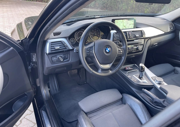 BMW Seria 3 cena 58999 przebieg: 220000, rok produkcji 2017 z Skalbmierz małe 631